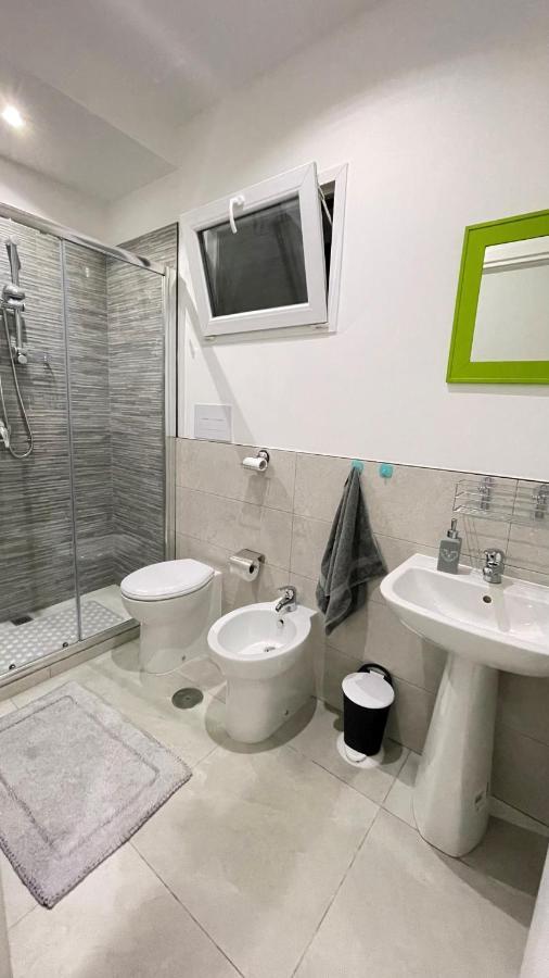 Al Quattordici Apartment Brindisi Luaran gambar