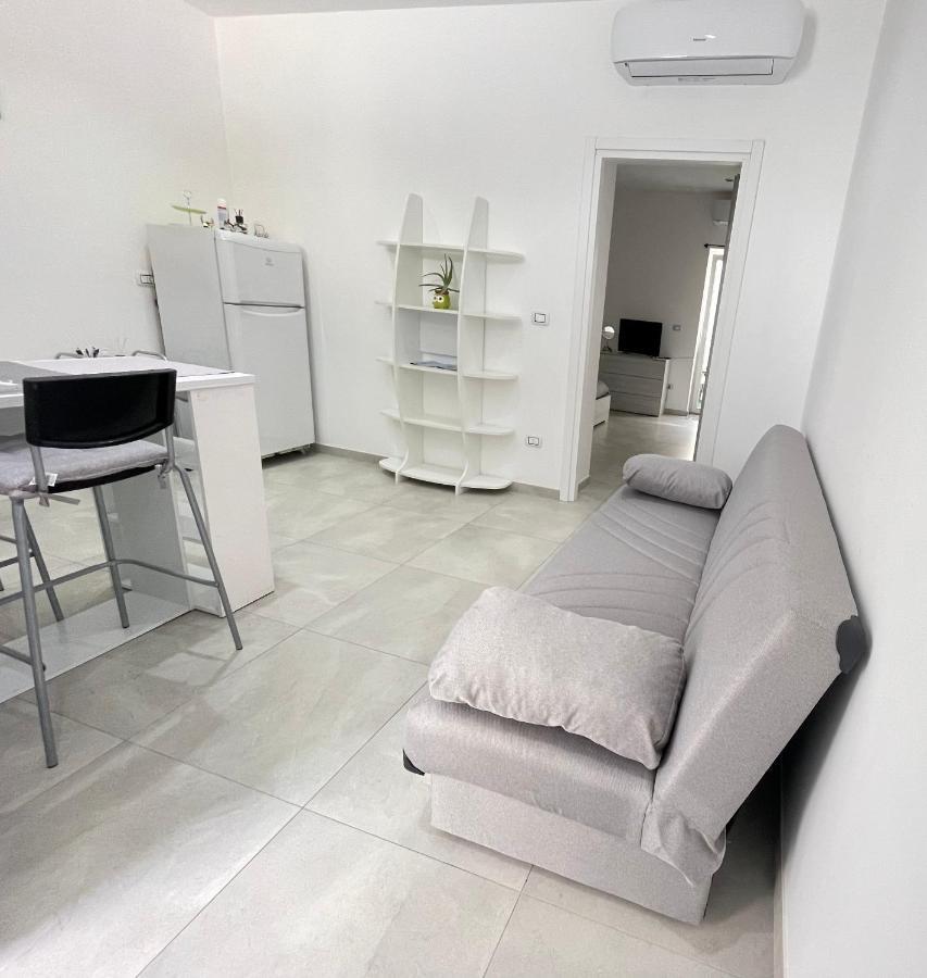 Al Quattordici Apartment Brindisi Luaran gambar